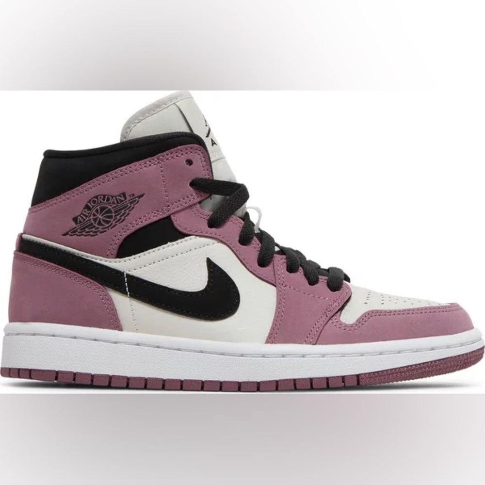 Women’s air Jordan 1 mid SE